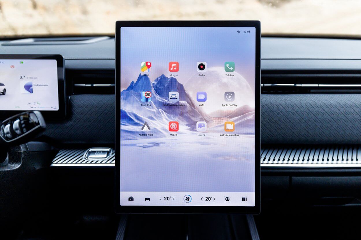 14,8"-Display Der JAECOO 7 ist mit einem beeindruckenden 14,8-Zoll-Touchscreen ausgestattet, der eine intuitive Bedienung der Multimedia- und Fahrzeugsysteme ermöglicht. Das Multimediasystem unterstützt kabellos sowohl Android Auto™ als auch Apple CarPlay™.